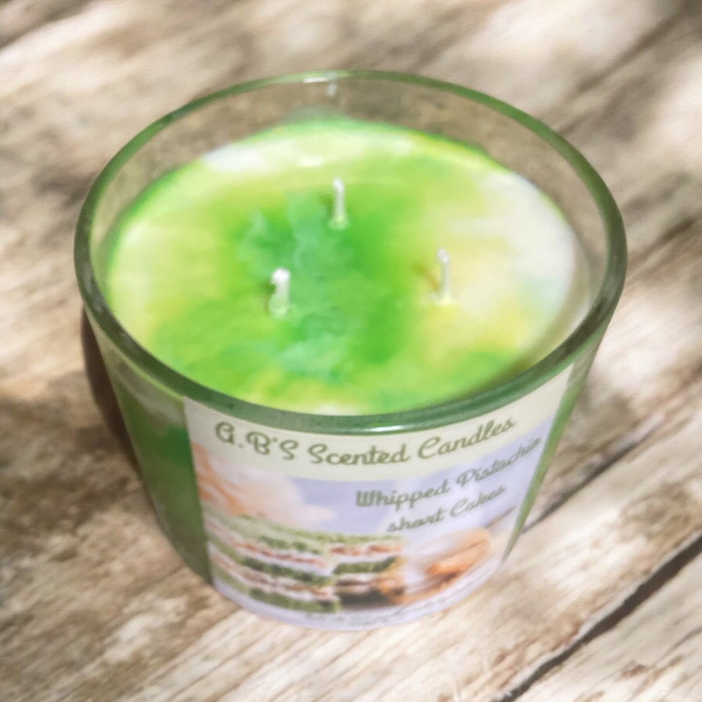 Whipped pistachio shortcake Candle